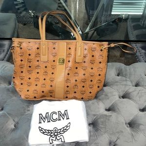 Used Medium Liz Reversible Visetos Shopper